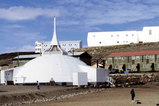 Air Greenland Iqaluit service resumes despite snowfall item-thumbnail