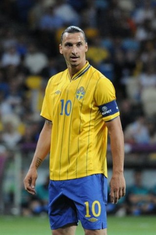 Zlatan’s the man as Sweden book play-off spot item-thumbnail