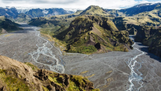 4x4 off road buses in Iceland: Safest way to tour Þórsmörk