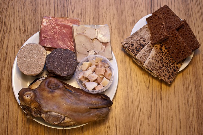 Þorri, with fermented shark and cured testicles