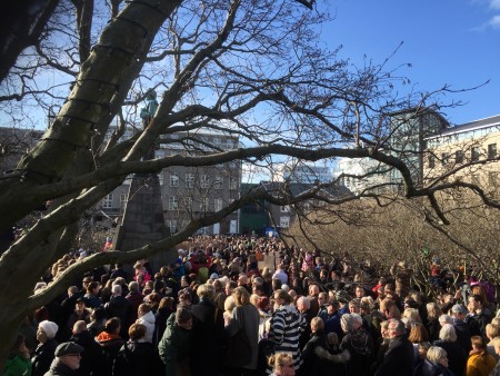 No confidence rejected – Poll shows discontent item-thumbnail