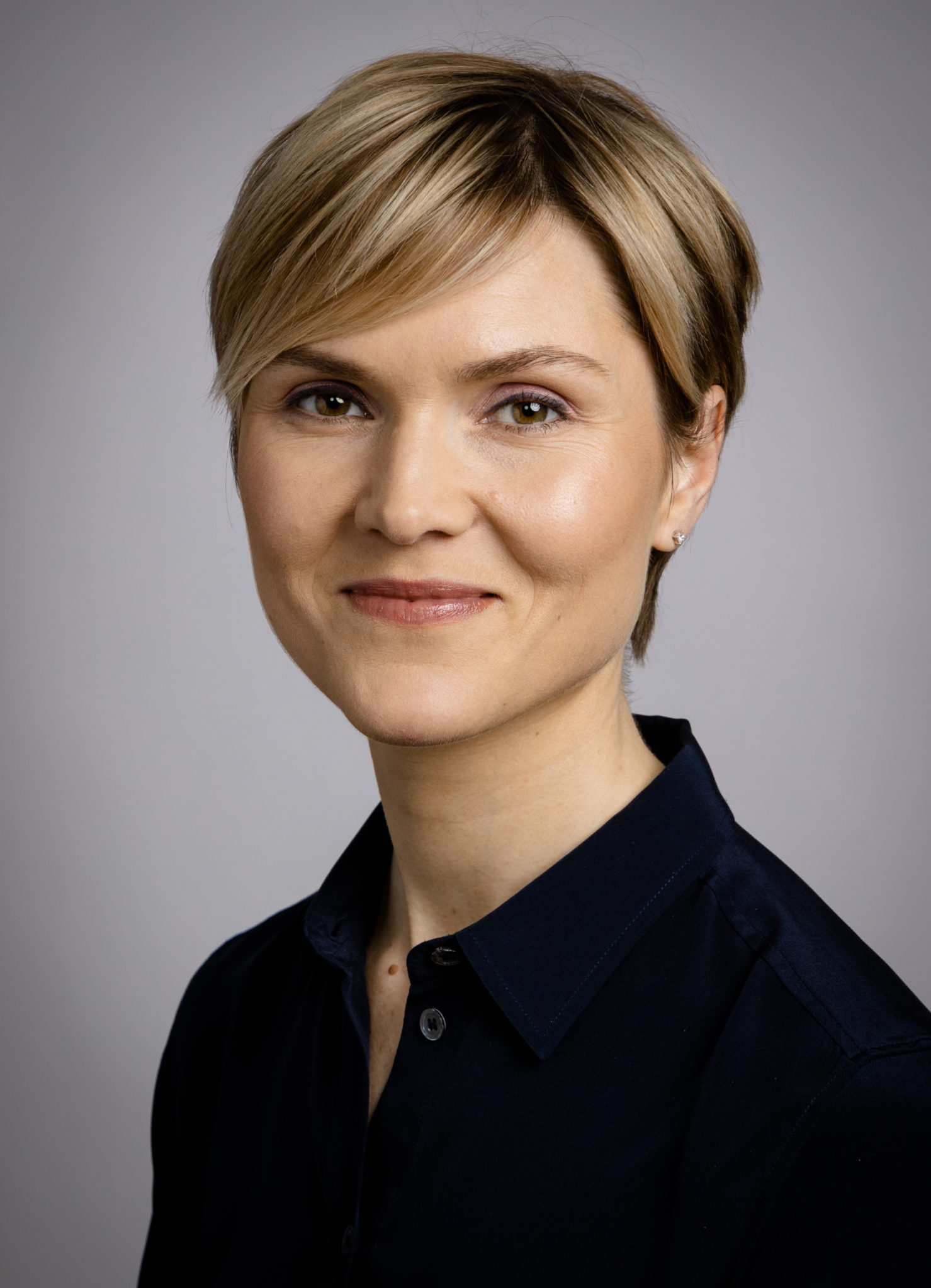 kristr-n-frostad-ttir-named-as-new-prime-minister-of-iceland-icenews